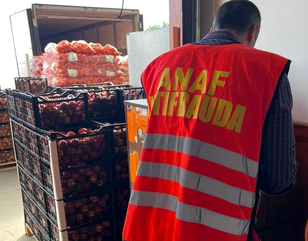 Inspectorii ANAF–Antifrauda si ANSVSA controleaza comertul de legume-fructe